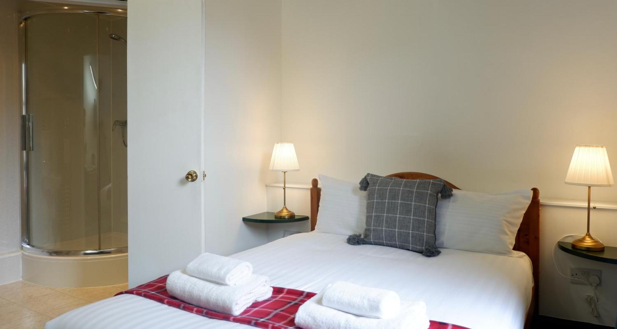 4 Friends House Otel Edinburgh Dış mekan fotoğraf