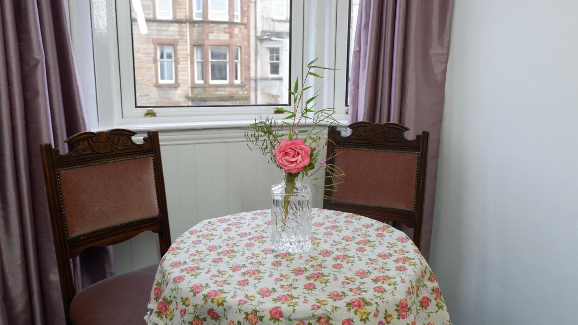 4 Friends House Otel Edinburgh Dış mekan fotoğraf