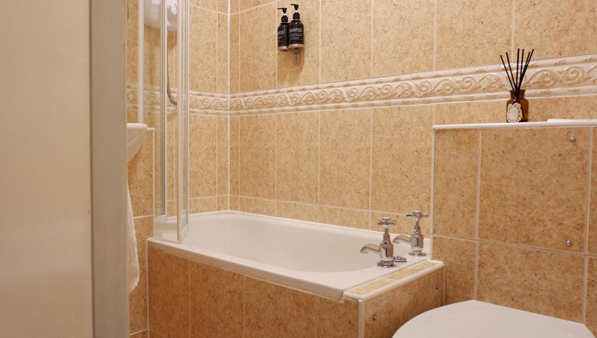 4 Friends House Otel Edinburgh Dış mekan fotoğraf