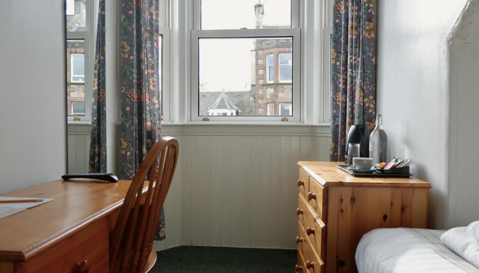 4 Friends House Otel Edinburgh Dış mekan fotoğraf